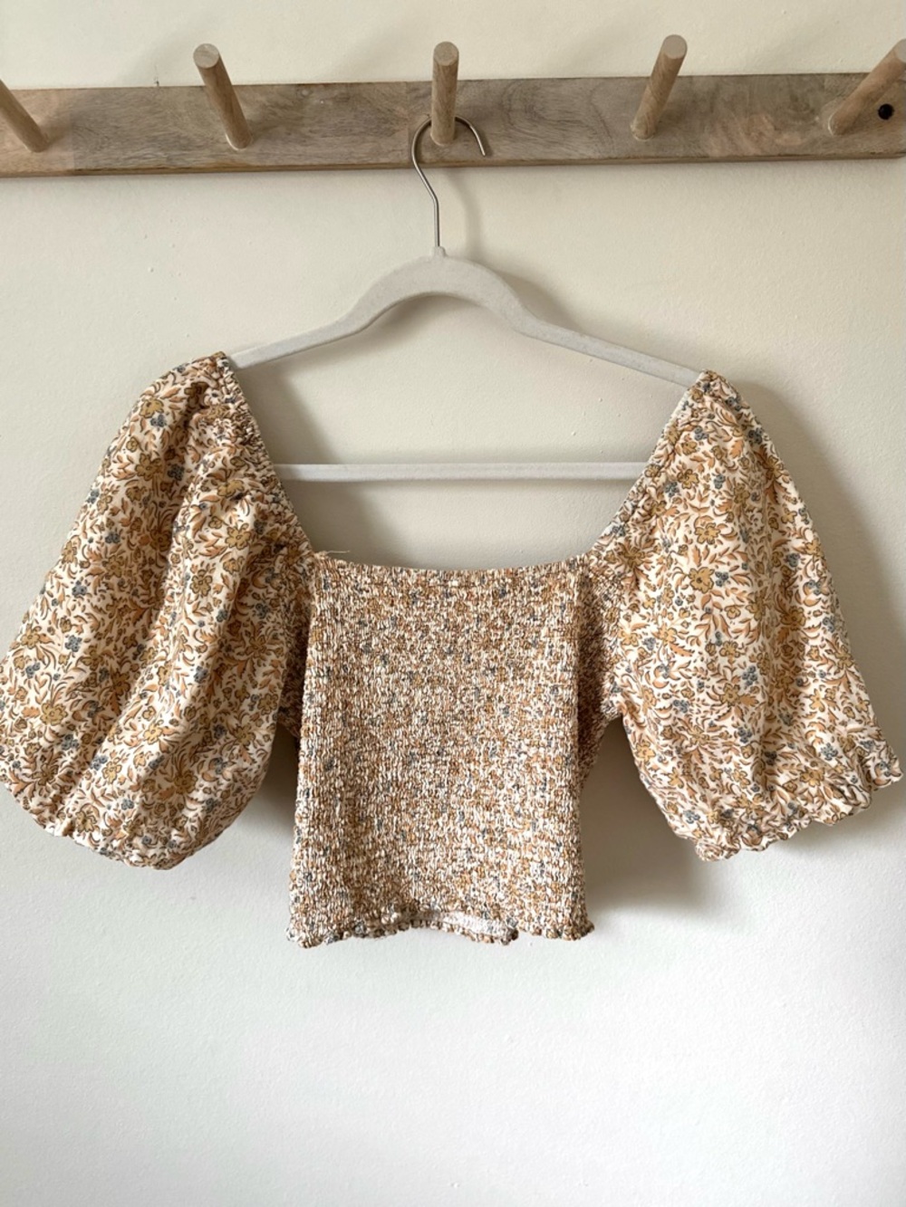 Rylee and Cru Floral Smocked Puff Sleeve Top Size Large